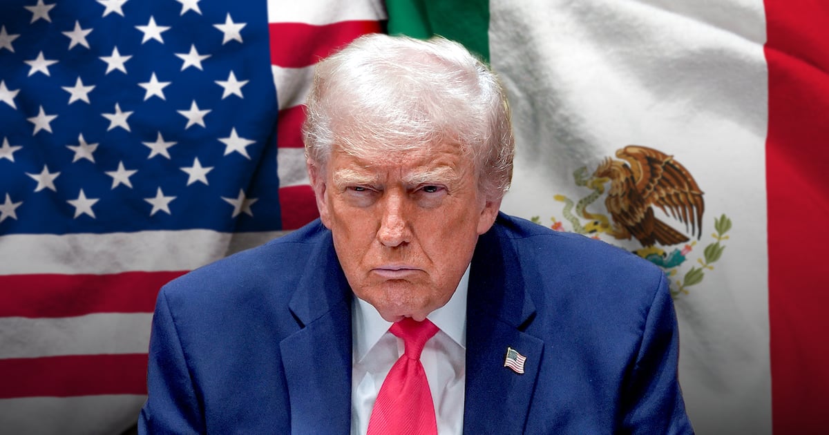 Photo: Elfinanciero Los nuevos aranceles entrarán en vigor el viernes a las 00:01 horas, tiempo de Nueva York. (Fotoarte: El Financiero)
