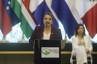 Honduras ‘copia’ a Sheinbaum con plan para recibir a migrantes: ¿De qué trata?