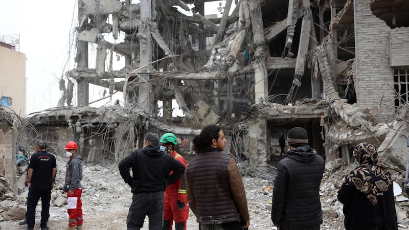 Bombardeo de Irán contra Israel y el Golfo Pérsico dispara el precio del petróleo: Supera los 100 dólares