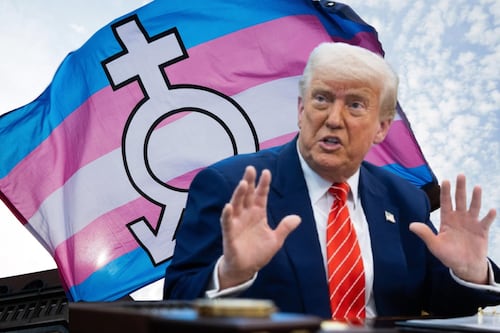 Aunque no le guste; Jueza ordena a Trump continuar tratamientos hormonales para personas trans detenidas
