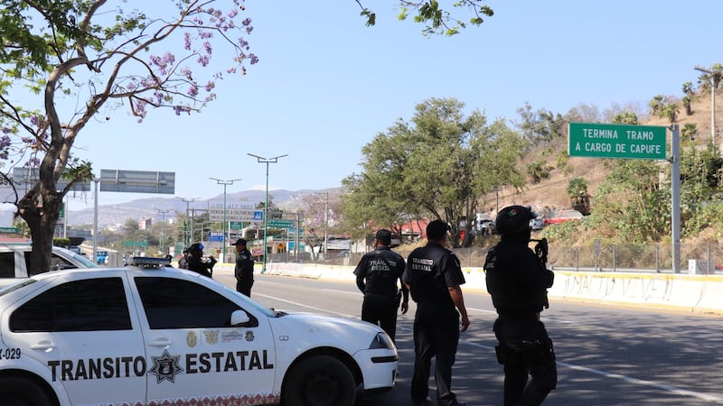 Turistas disfrutan de vacaciones en Guerrero con Mega Operativo de Seguridad
