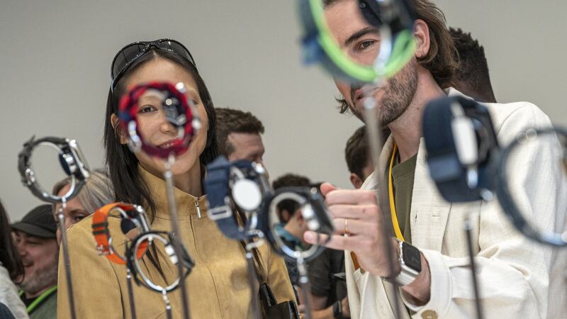 Este es el plan de rescate para ‘salvar’ al Apple Watch y que pueda ser vendido en Navidad