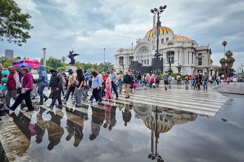 Consumo privado en México apunta a un menor dinamismo en mayo