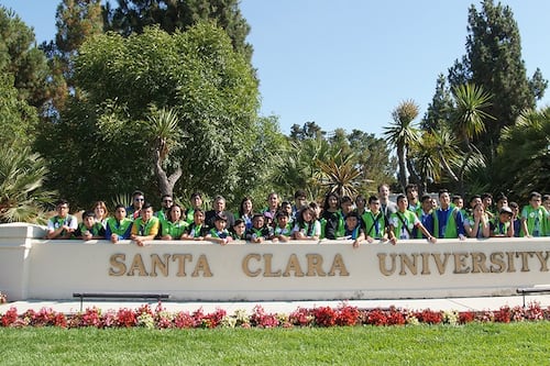 ¿Qué hiciste durante el verano? Estos 36 niños mexicanos fueron a Silicon Valley gracias a la robótica