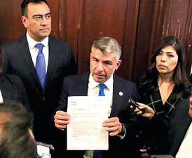 Noticias Chihuahua PAUSA.MX Tabe 2, Morena 0 (Lourdes Mendoza) Noticias Chihuahua Pausa.MX Tabe 2, Morena 0 (Lourdes Mendoza)