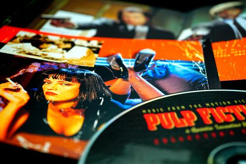 Ojo aquí, fans de ‘Pulp Fiction’: Tarantino subastará siete escenas nunca antes vistas