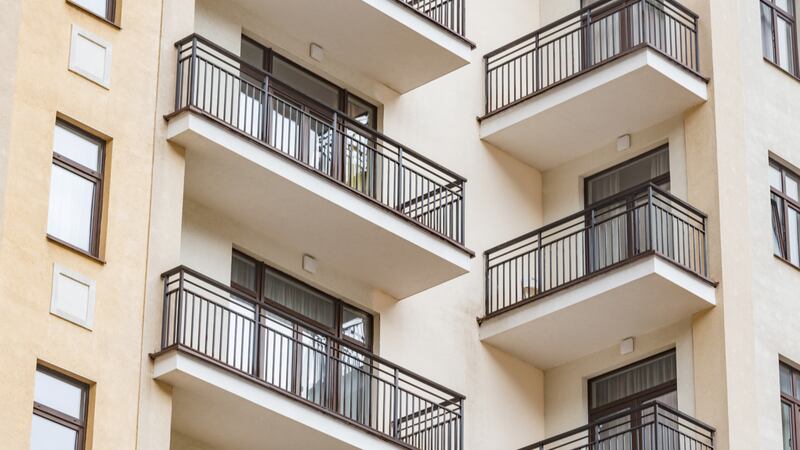 La renta de tu ‘depa’ incluye ningún cajón de estacionamiento.