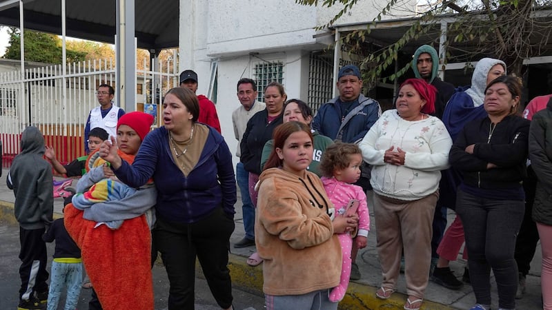 Empezamos 2026 ‘filosos’: Crece percepción de peleas con vecinos y familiares en México, según el Inegi