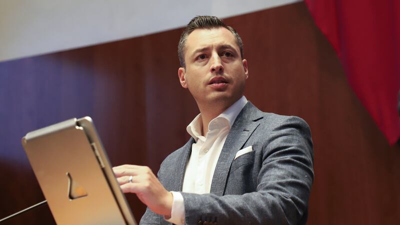 Colosio Riojas presenta iniciativa de derechos digitales