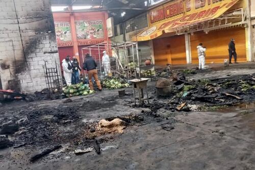 Hombres provocan incendio en Central de Abasto de Toluca; hay al menos 9 muertos