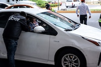 Taxistas del AICM darán descuento de hasta 18%: ‘Habrá beneficios directos a los pasajeros’