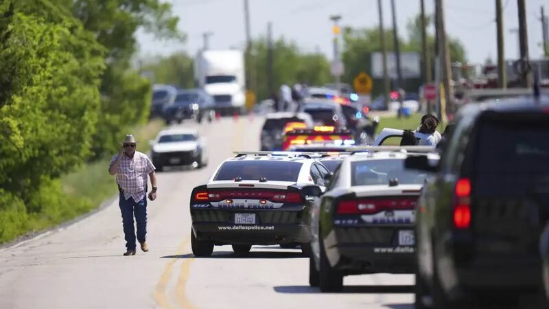 Tiroteo en secundaria de Dallas, EU, deja una persona herida