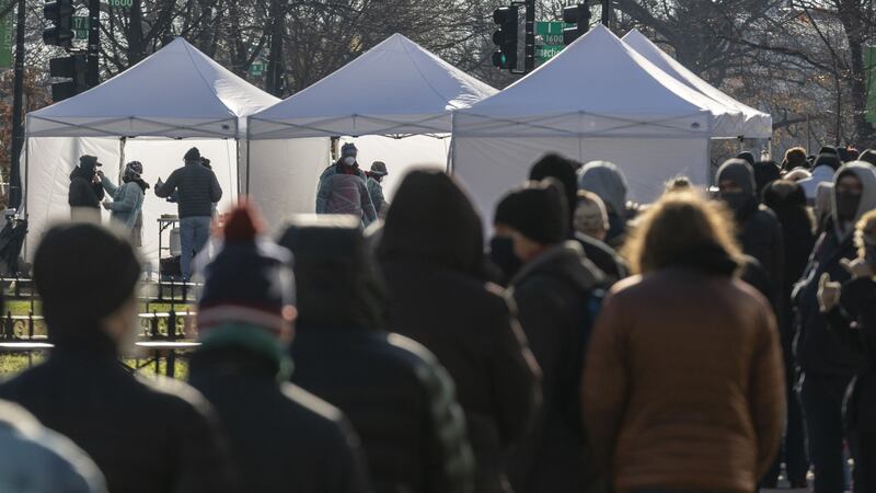 Ómicron avanza en EU: representa el 95% de casos de COVID