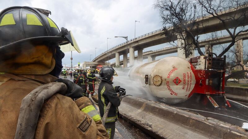 Explosión de pipa en Iztapalapa: Fiscalía apunta a exceso de velocidad y falta de pericia del chofer