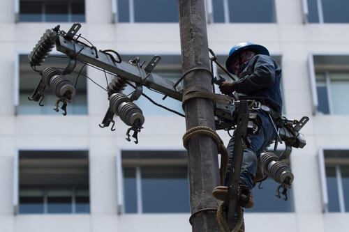CFE deberá informar sobre morosos, determina INAI