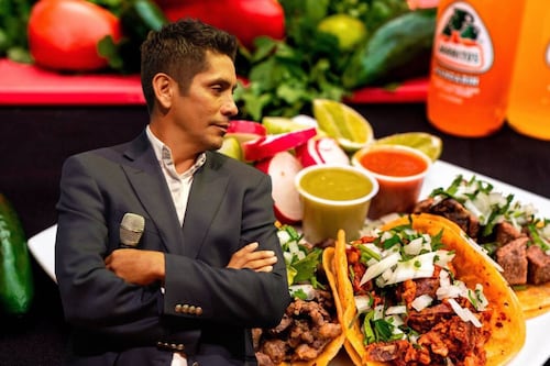 Échate un taco de leyenda: La historia de Los Brody’s, la taquería de Jorge Campos