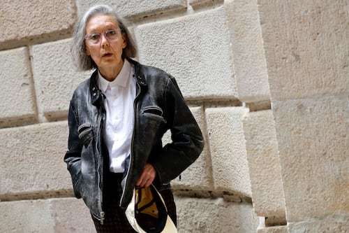No fue para Cristina Rivera Garza: Nobel de Literatura 2026 va para poeta canadiense Anne Carson
