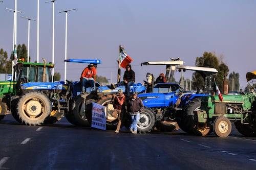 No existe razón para manifestarse este 6 de abril por parte de transportistas: Gobierno
