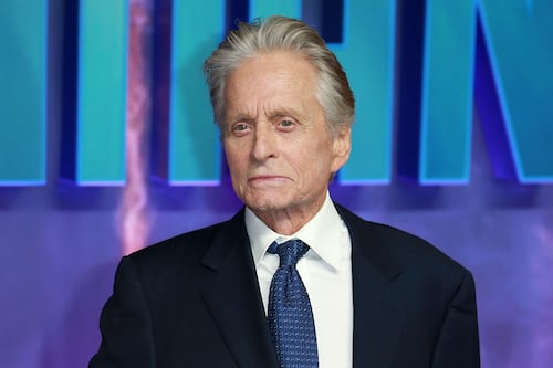 El día que amenazaron a Michael Douglas en los Oscar: ‘Intentarán apuñalarte con aguja con VIH’