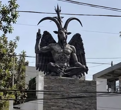 La estatua de Baphomet nunca existió en la CDMX. (Foto: Captura)