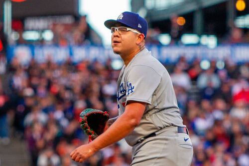 Julio Urías ‘se salva’: no presentarán cargos por agredir a su esposa