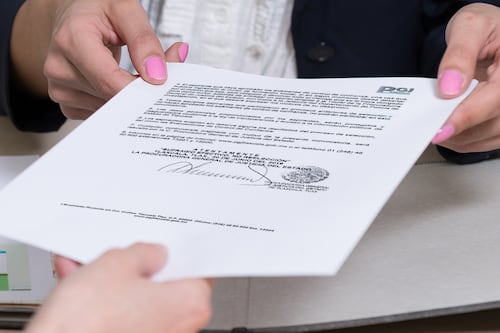 Senadora propone crear constancia de no existencia de orden de aprehensión vigente