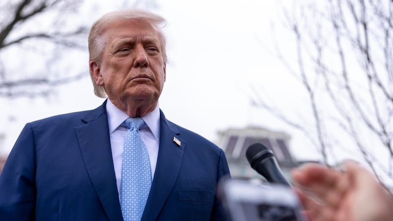 EU da palos de ciego la guerra con Irán