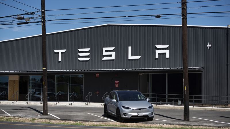 ¿Demandan a Tesla por tweet de 2018? Sí, lo hace JPMorgan
