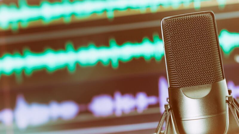 Los podcast ‘encienden’ 2.4 veces audiencia en 4 años