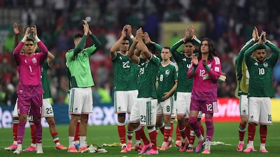 La Selección Mexicana se despide del Mundial tras perder 3-2 con Inglaterra. (Foto: EFE)