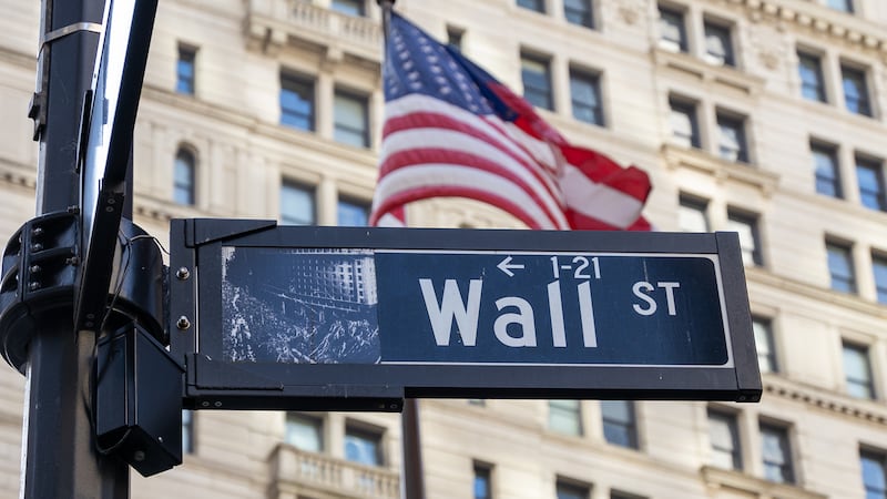 Nasdaq y S&P 500 tocan récord en espera del fin de la guerra de EU en Irán: Así cierra Wall Street