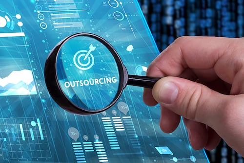 Proponen cárcel para fraudes vía outsourcing