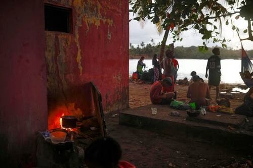 Panamá ‘hace la chamba’ de Trump: Deporta a más de 100 migrantes por mar a Colombia