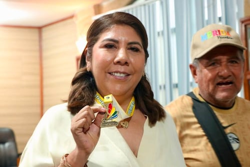 Critican a Mari Luz Velázquez, alcaldesa de Tabasco por comentario a adulto mayor: ‘Usted ya va de salida’