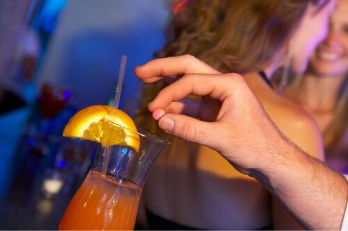 ‘Canasteo’ en CDMX: ¿Quiénes corren más riesgo de ser víctimas de ‘spiking’?