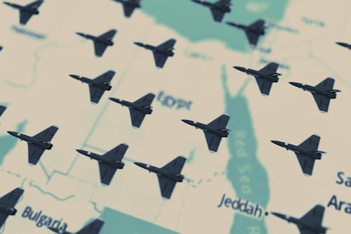 ¿Serán cancelados más vuelos de Europa hacia Medio Oriente? Israel advierte de ‘periodo sensible’