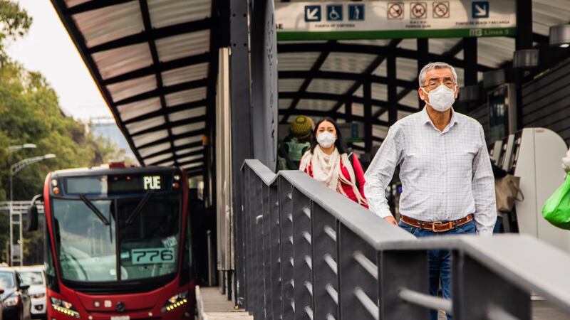 Próxima estación... ‘la comodidad’: Metrobús modifica servicio para mejorar viaje de los usuarios