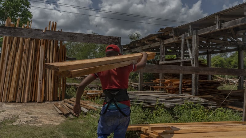 Trabajaron dos años y BP solo les pagó 40 dólares