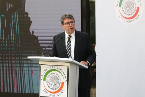 INE tiene recursos ‘de sobra’ para consulta de revocación de mandato: Monreal