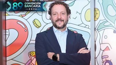 Gran reto. Del país, es reducir el uso de efectivo, dijo Juan José Galnares.