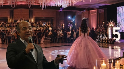 Felipe Calderón fue invitado a los XV años de esta creadora de contenido, esta es la historia. (Foto: Cuartoscuro)