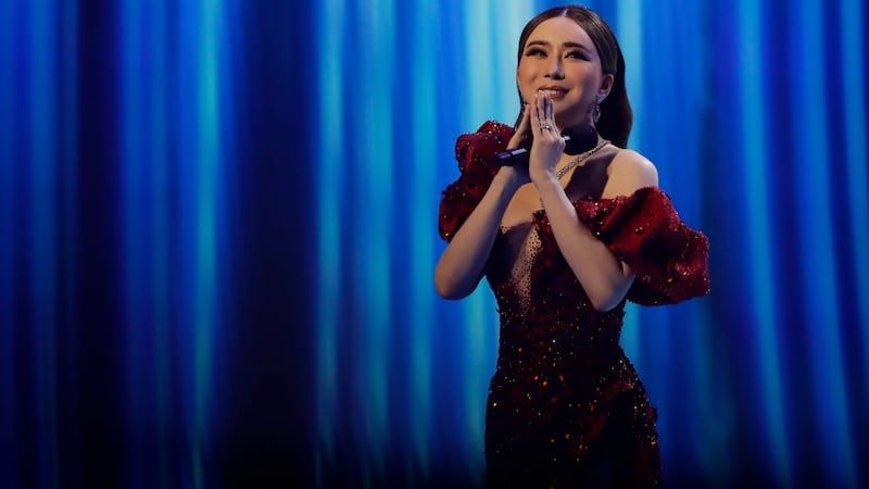 Congelan cuentas a ‘Anne’ Jakrajutatip, socia de Raúl Rocha y copropietaria de Miss Universo, por fraude