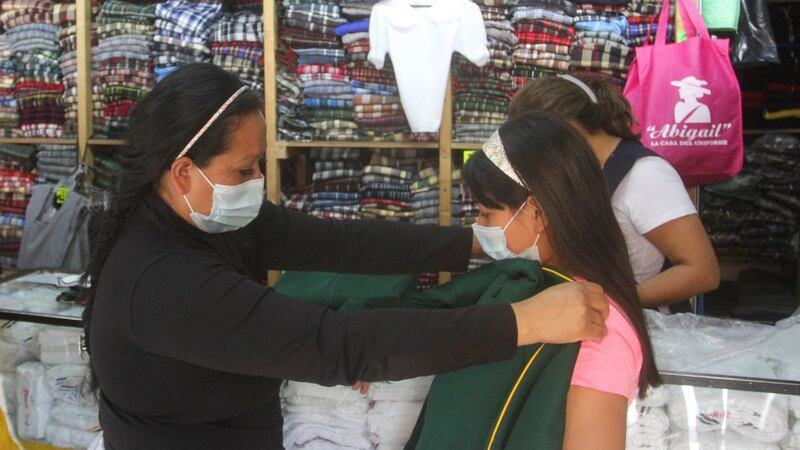 Regreso a clases 2022: 7 consejos para comprar uniformes, según la Profeco