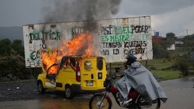 alt default
