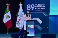 Banxico planea disminuir el efectivo y promover los pagos digitales en comercios