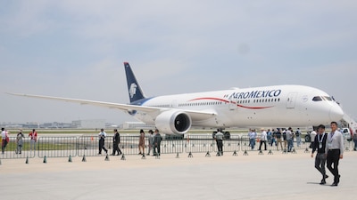 La negociación entre Aeroméxico y sus pilotos busca definir las nuevas condiciones laborales que regirán su Contrato Colectivo.