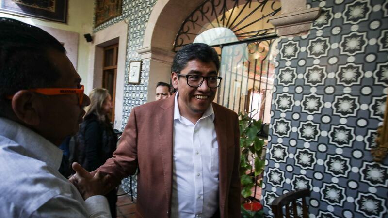 Saúl Monreal ‘desafía’ a Morena: Va por gubernatura de Zacatecas pese a ley antinepotismo