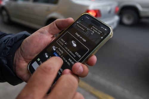Con problemas económicos y sin seguro: Así trabajan los conductores de Uber en Latinoamérica