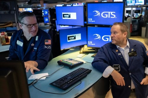 Wall Street cierra ‘cauteloso’ por el crecimiento de las tensiones en Medio Oriente