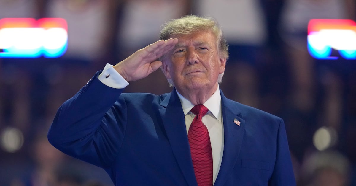 Trump compara situación migratoria de EU con la crisis en Ceuta, España: ‘Nosotros estábamos peor’